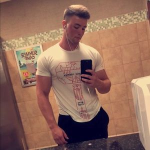 Meet your Posher, Nicholas